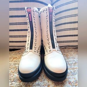 Jimmy Choo Nola Off white flat boots
